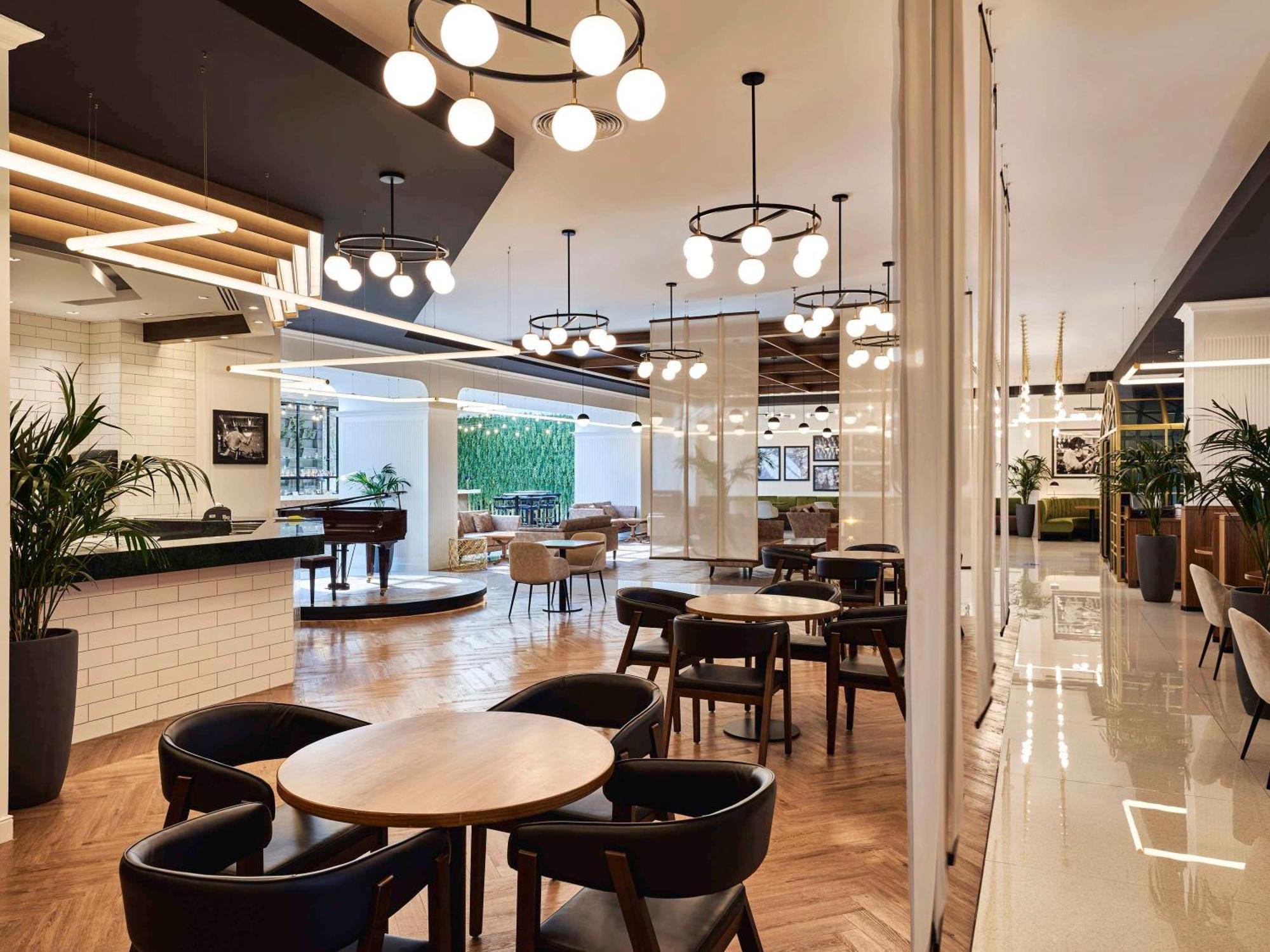 فندق فيرمونت باب البحر أبو ظبي المظهر الخارجي الصورة The lounge at Istanbul Ataturk Airport